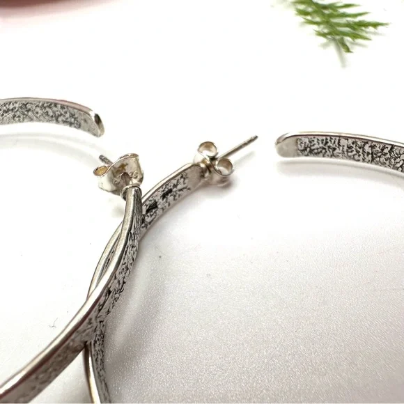 SILPADA⚜️Rare Sterling Silver “Twist Of Fate” Abstract Hoop Earrings - Picture 7 of 7